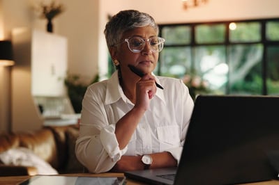how-to-pitch-report-and-write-like-a-pro-a-guide-for-freelance